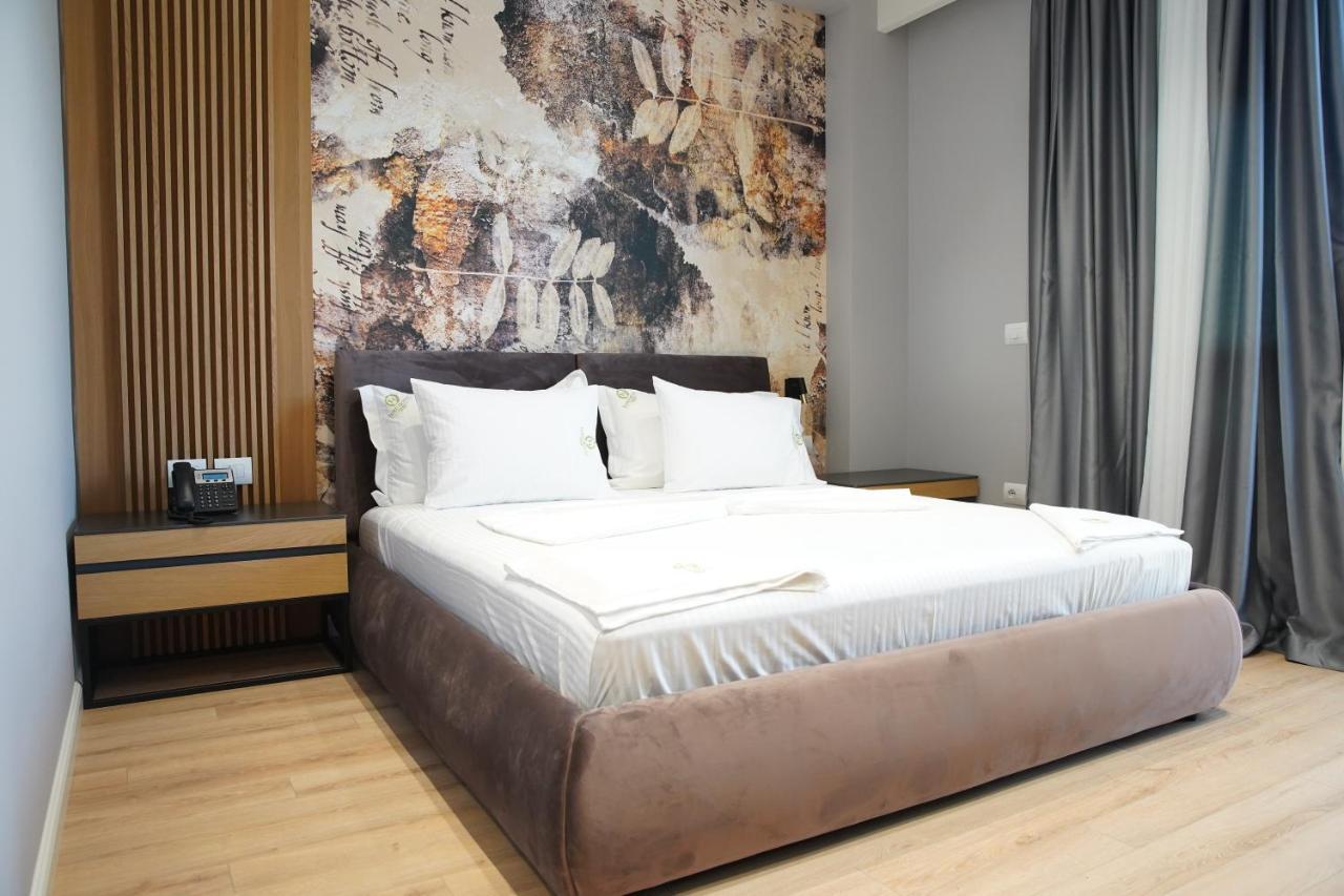 LORD Hotel Tirana Vore Bagian luar foto