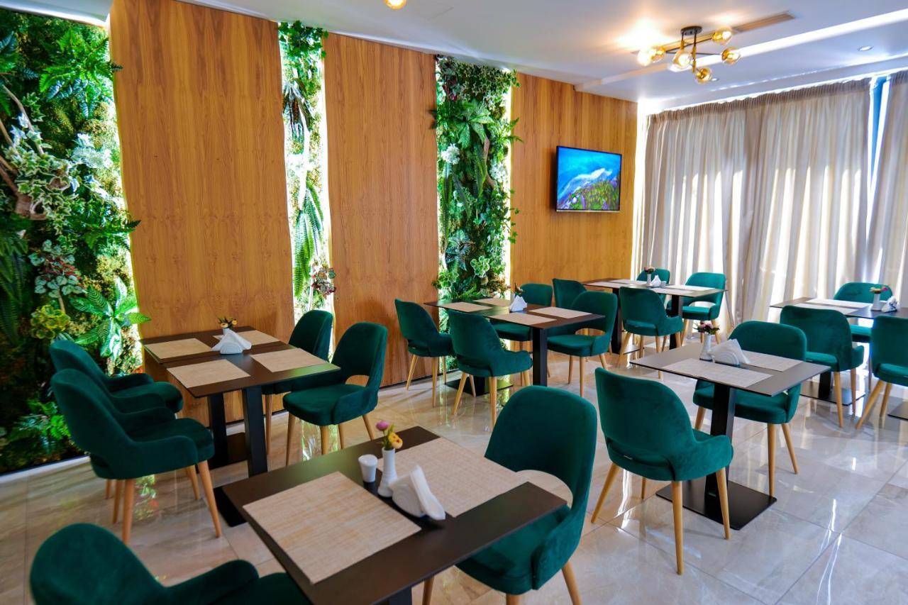 LORD Hotel Tirana Vore Bagian luar foto
