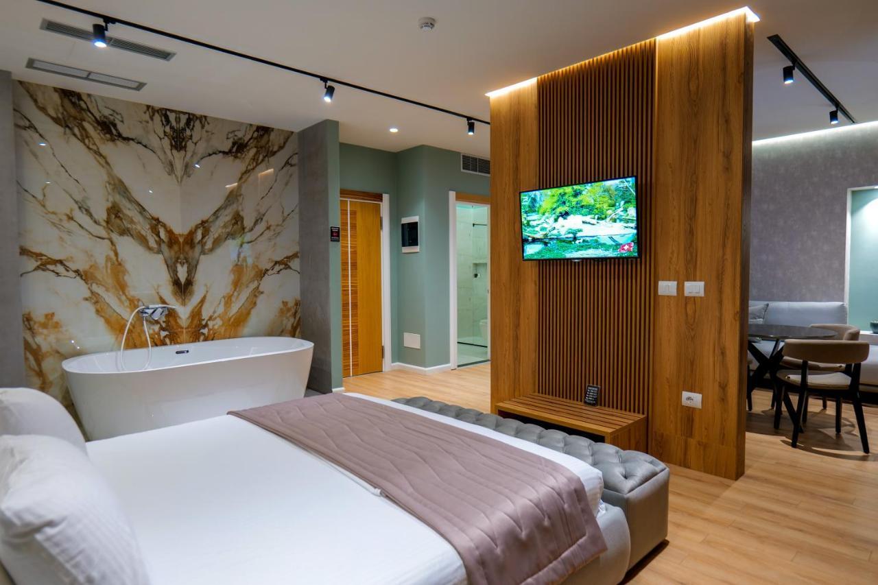 LORD Hotel Tirana Vore Bagian luar foto