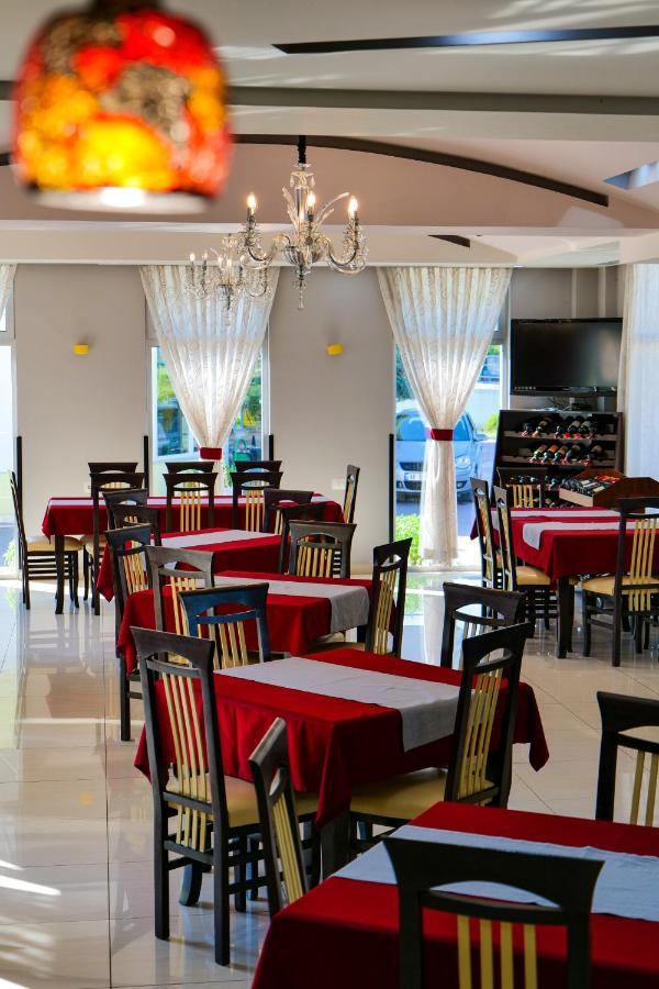 LORD Hotel Tirana Vore Bagian luar foto