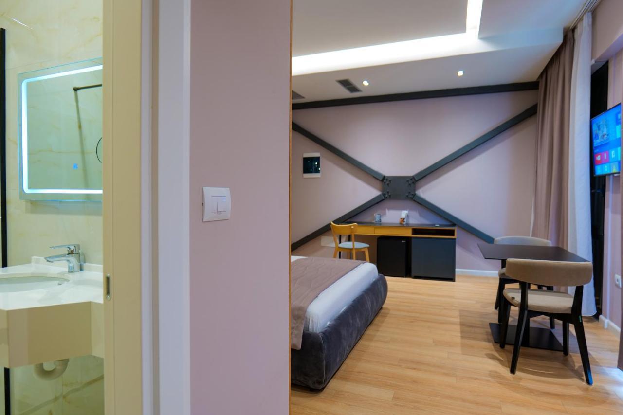 LORD Hotel Tirana Vore Bagian luar foto