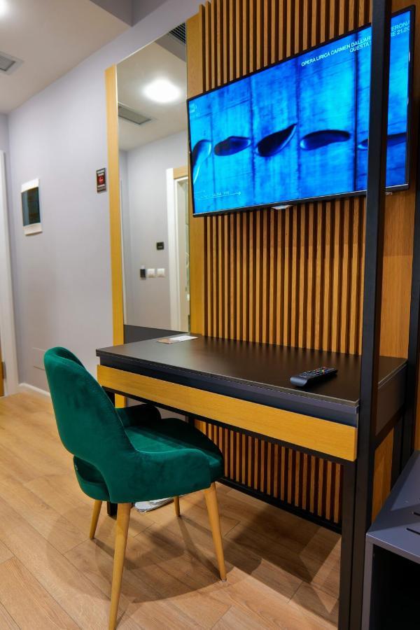 LORD Hotel Tirana Vore Bagian luar foto