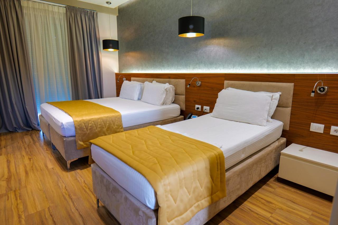 LORD Hotel Tirana Vore Bagian luar foto