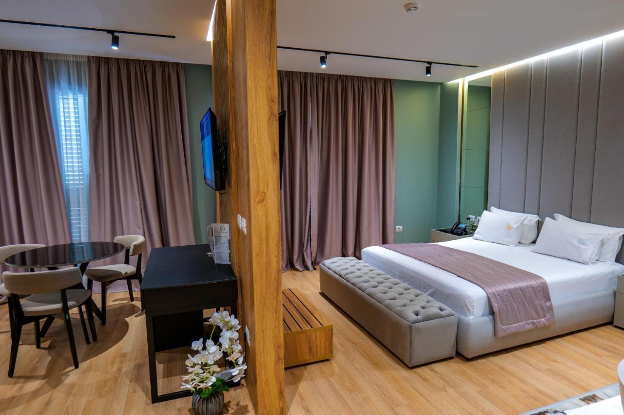 LORD Hotel Tirana Vore Bagian luar foto