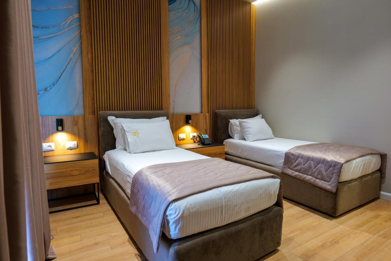 LORD Hotel Tirana Vore Bagian luar foto