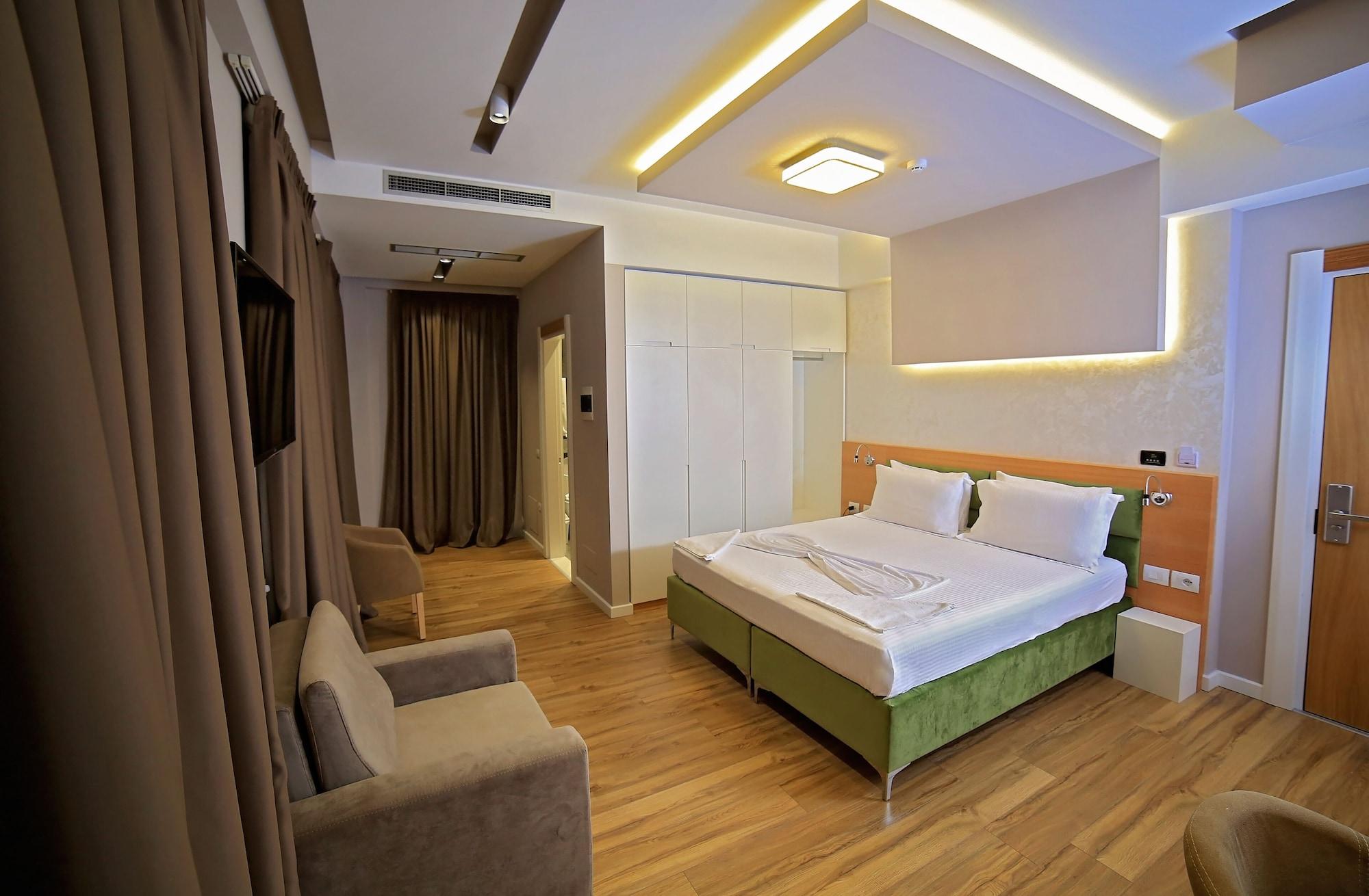 LORD Hotel Tirana Vore Bagian luar foto